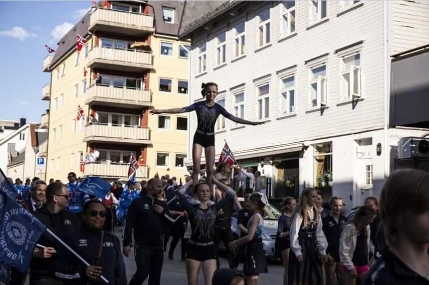 Koselig Leilighet I Narvik Sentrum 5 Soveplasser Gratis Parkering Og Gratis Internett Exterior photo